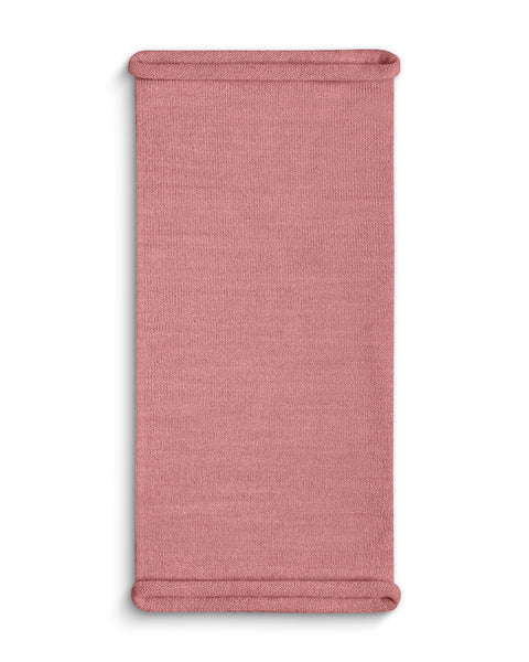 Packshot of knit neck gaiter in the white background