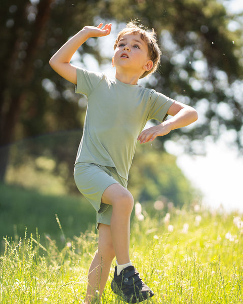 Kids' Bamboo Shorts &amp; Top 2-Piece Set
