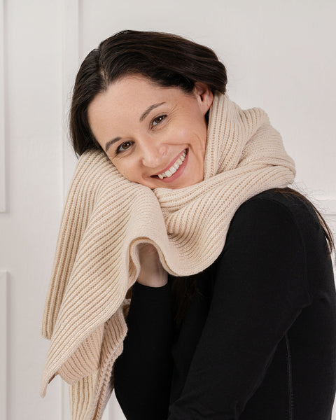 Women&#39;s Knit Thick Scarf Merino
