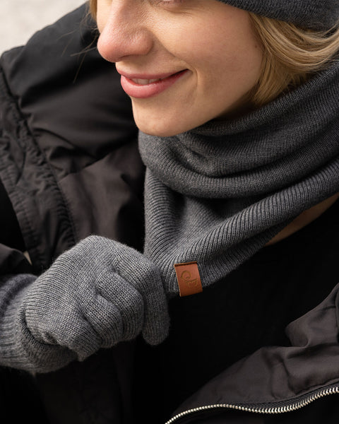 Women&#39;s Neck Gaiter Knitted Merino