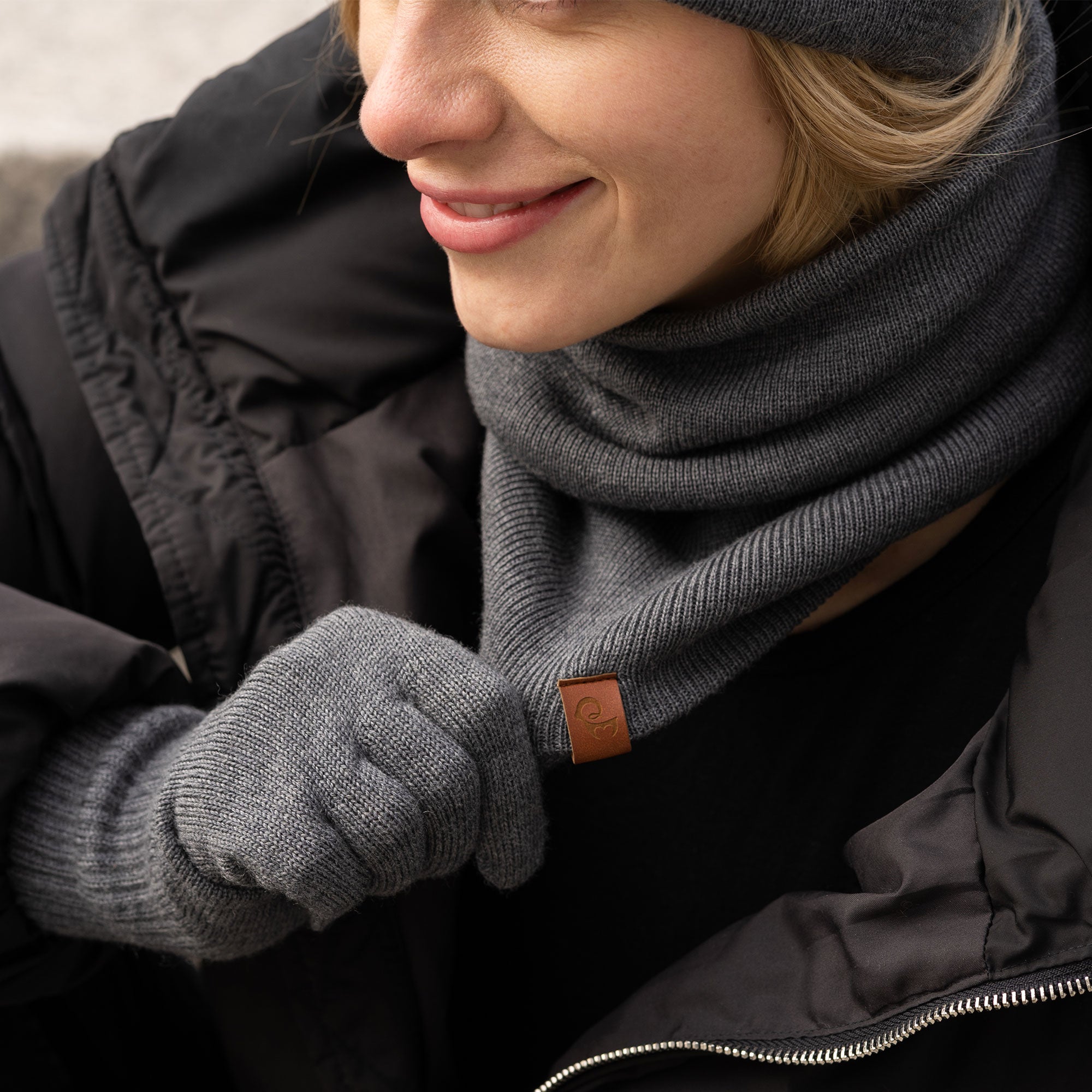 Women's Neck Gaiter Knitted Merino