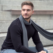 menique merino wool mens scarf perfect gray